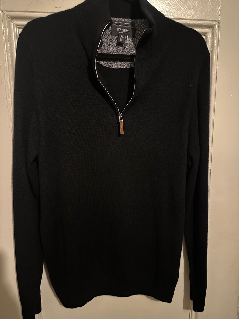 Nordstrom Men’s Black Half-Zip Sweater with Leather Pull. 100% cashmere. Size M.